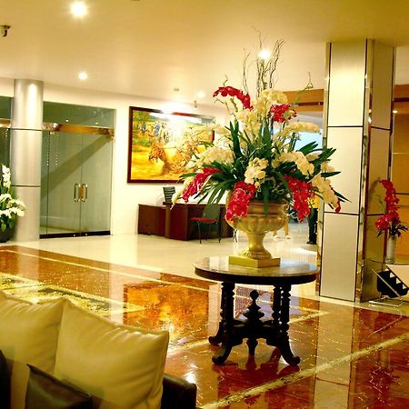 Grand Royal Taliwang Hotel Ngoại thất bức ảnh