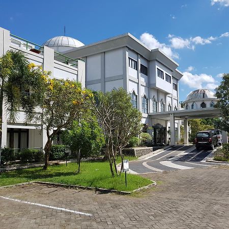 Grand Royal Taliwang Hotel Ngoại thất bức ảnh