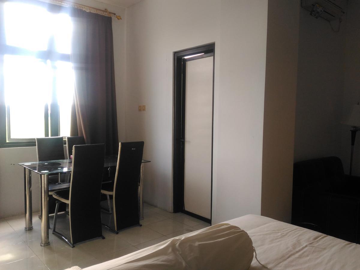 Grand Royal Taliwang Hotel Ngoại thất bức ảnh