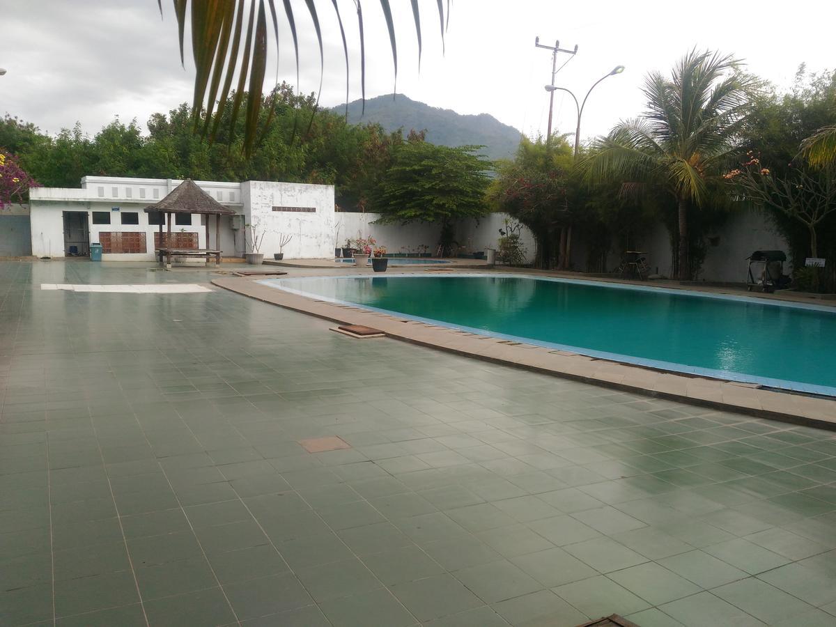 Grand Royal Taliwang Hotel Ngoại thất bức ảnh