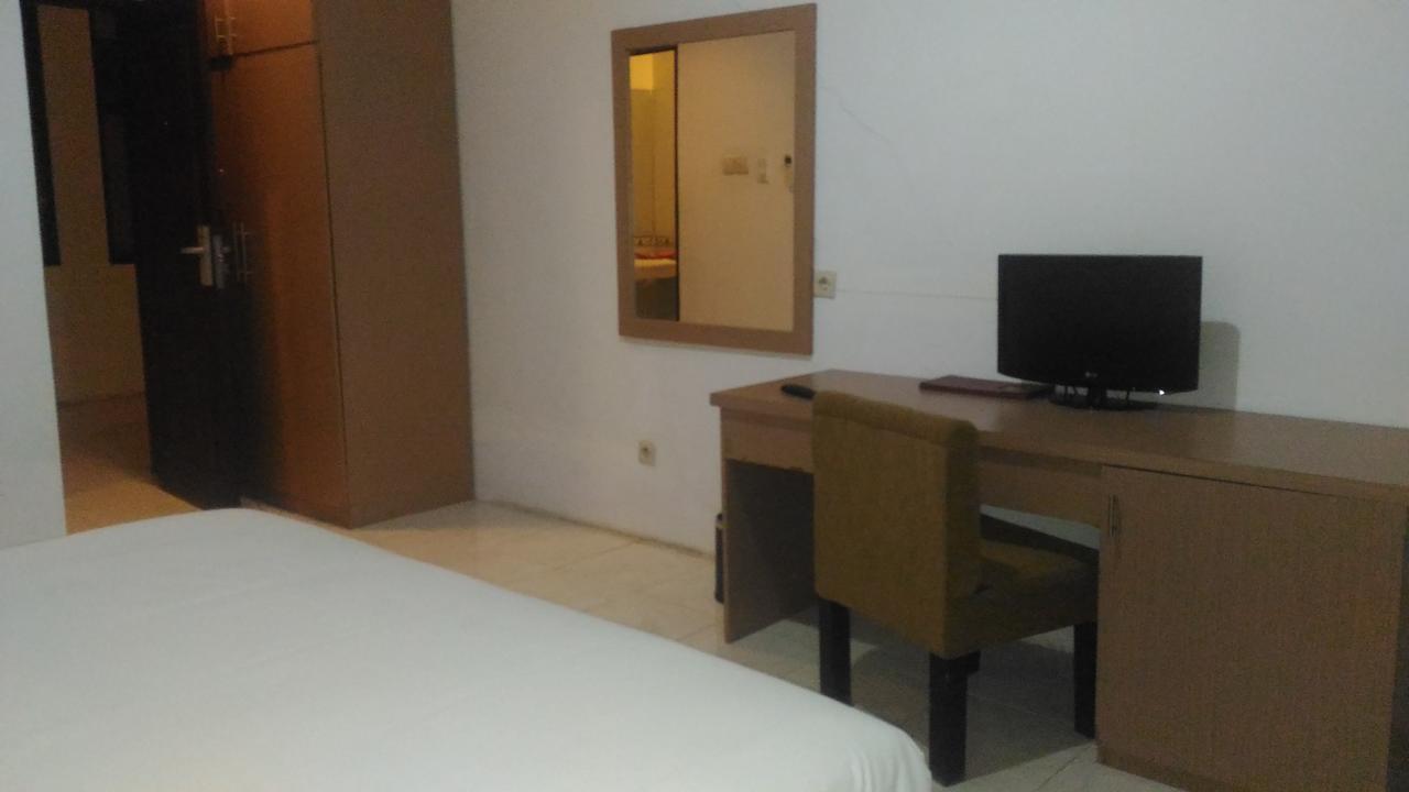 Grand Royal Taliwang Hotel Phòng bức ảnh