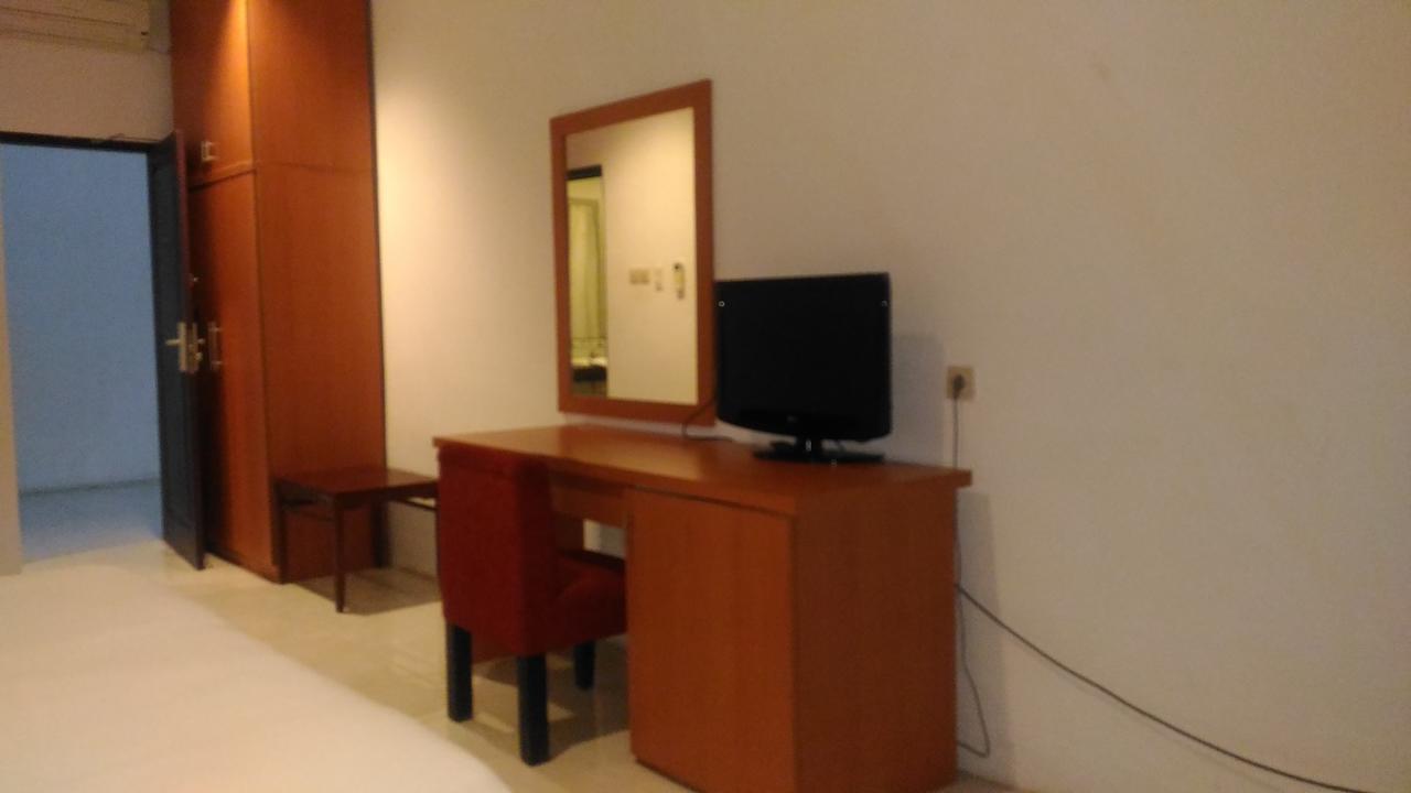 Grand Royal Taliwang Hotel Phòng bức ảnh